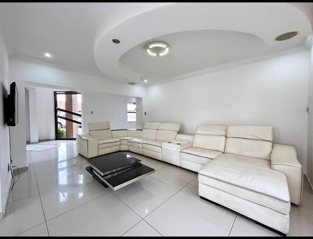 4 BEDROOM HOUSE FOR SALE IN IFAFI